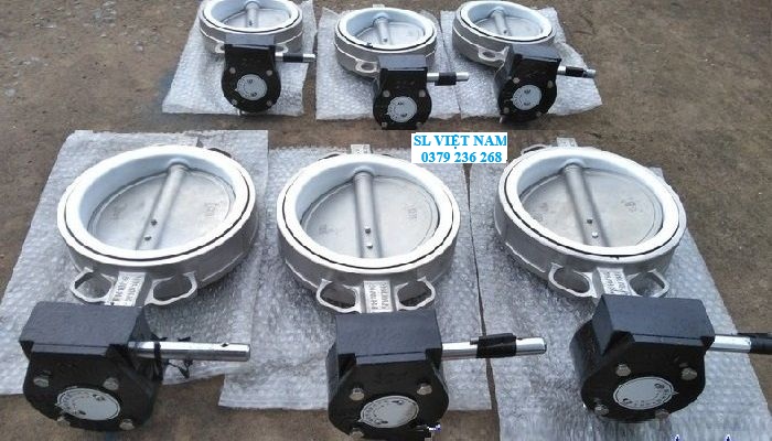 van bướm inox tay quay
